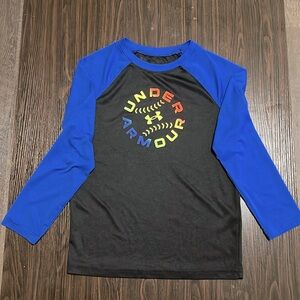 Boys Black and Blue L\S Under Armour Size 7 Tee Shirt